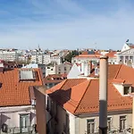 Bairro Alto Bronze Of Art Apartment Lisbon