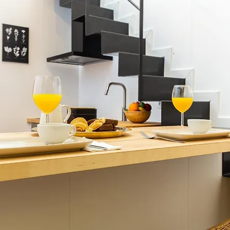 Bairro Alto Bronze Of Art Apartment Lisbon