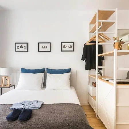 Bairro Alto Bronze Of Art Apartment Lisbon